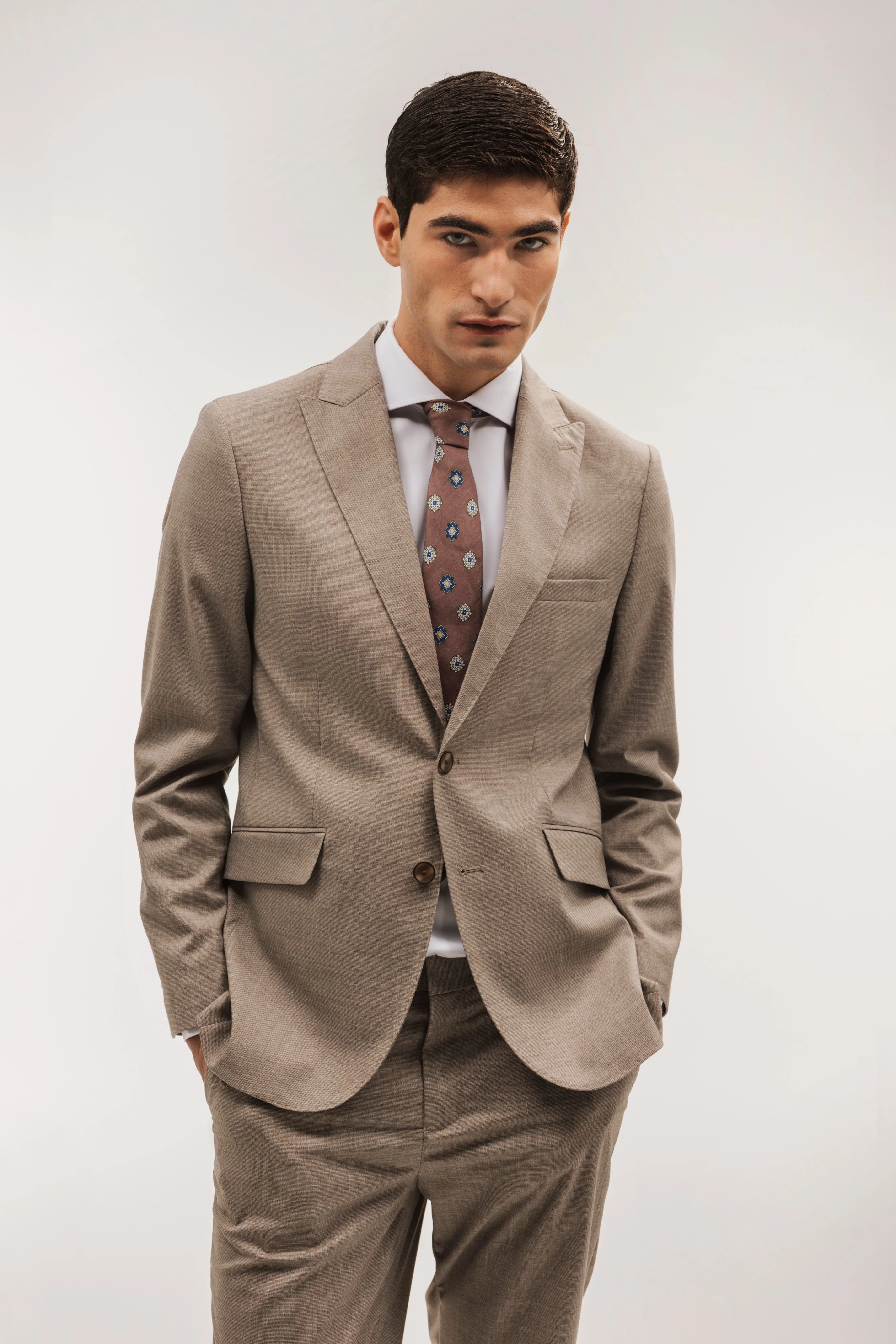 Americana traje slim fit falso liso - Image 4