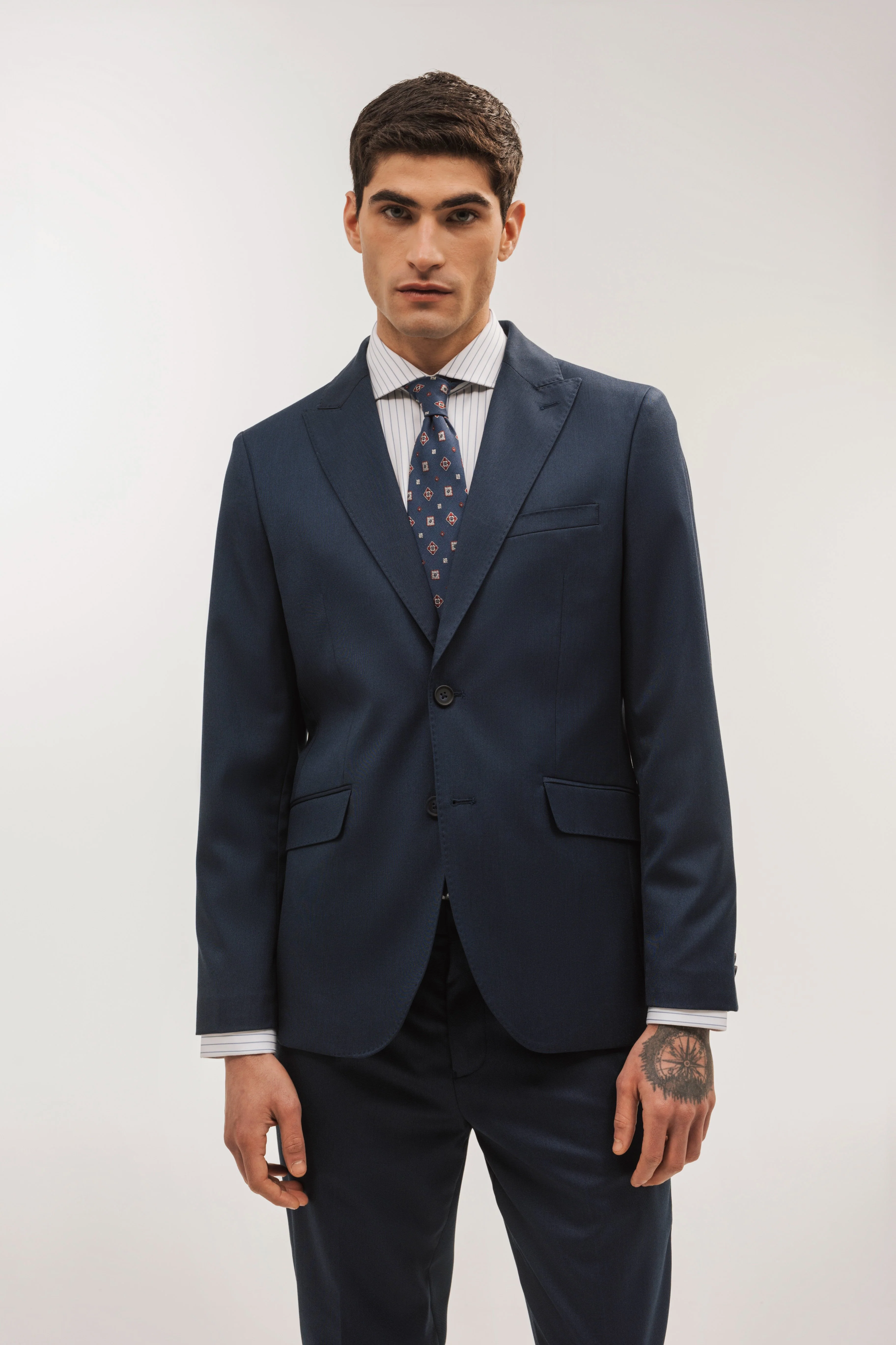 Americana traje slim fit falso liso - Image 4