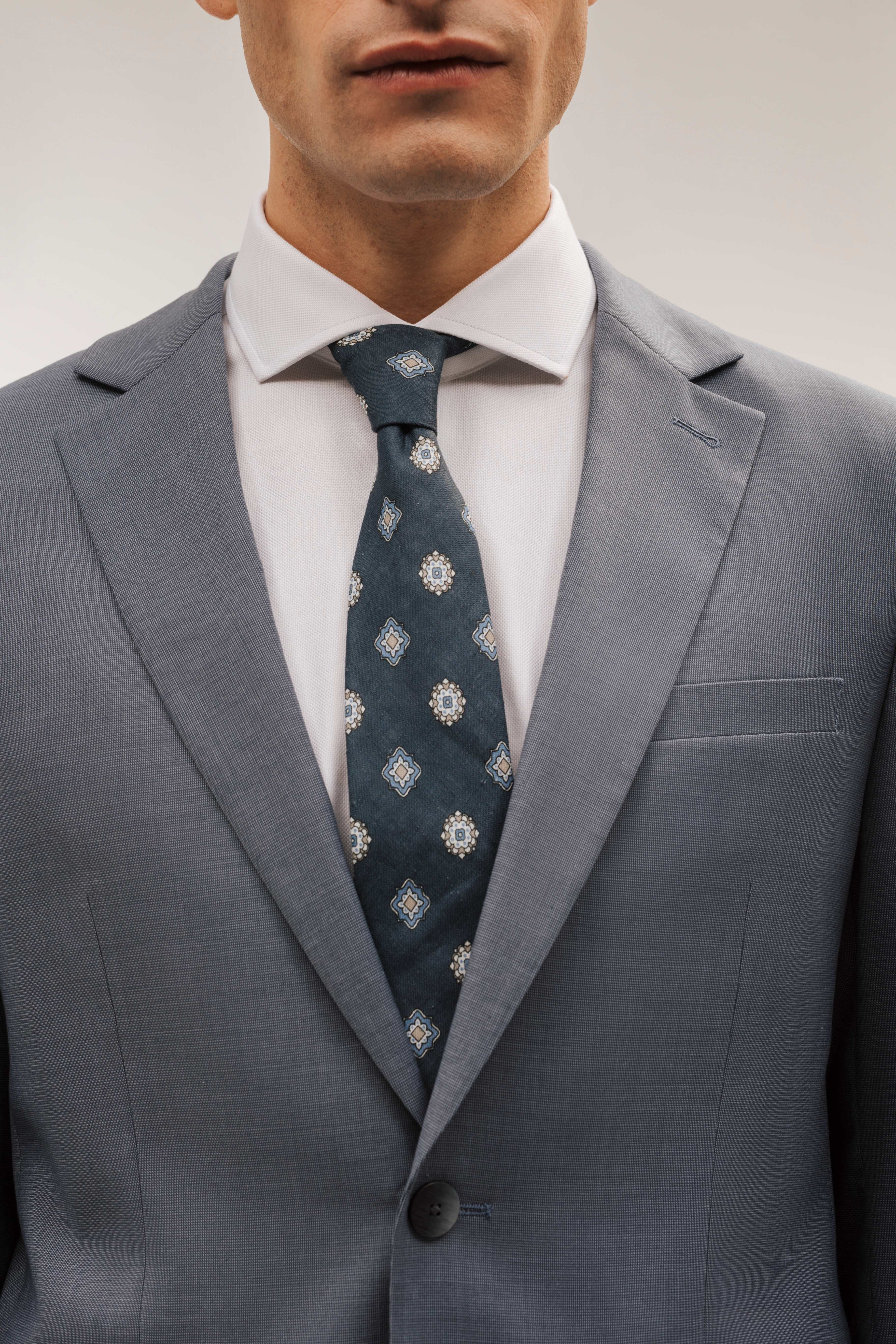 Americana traje slim fit falso liso - Image 2