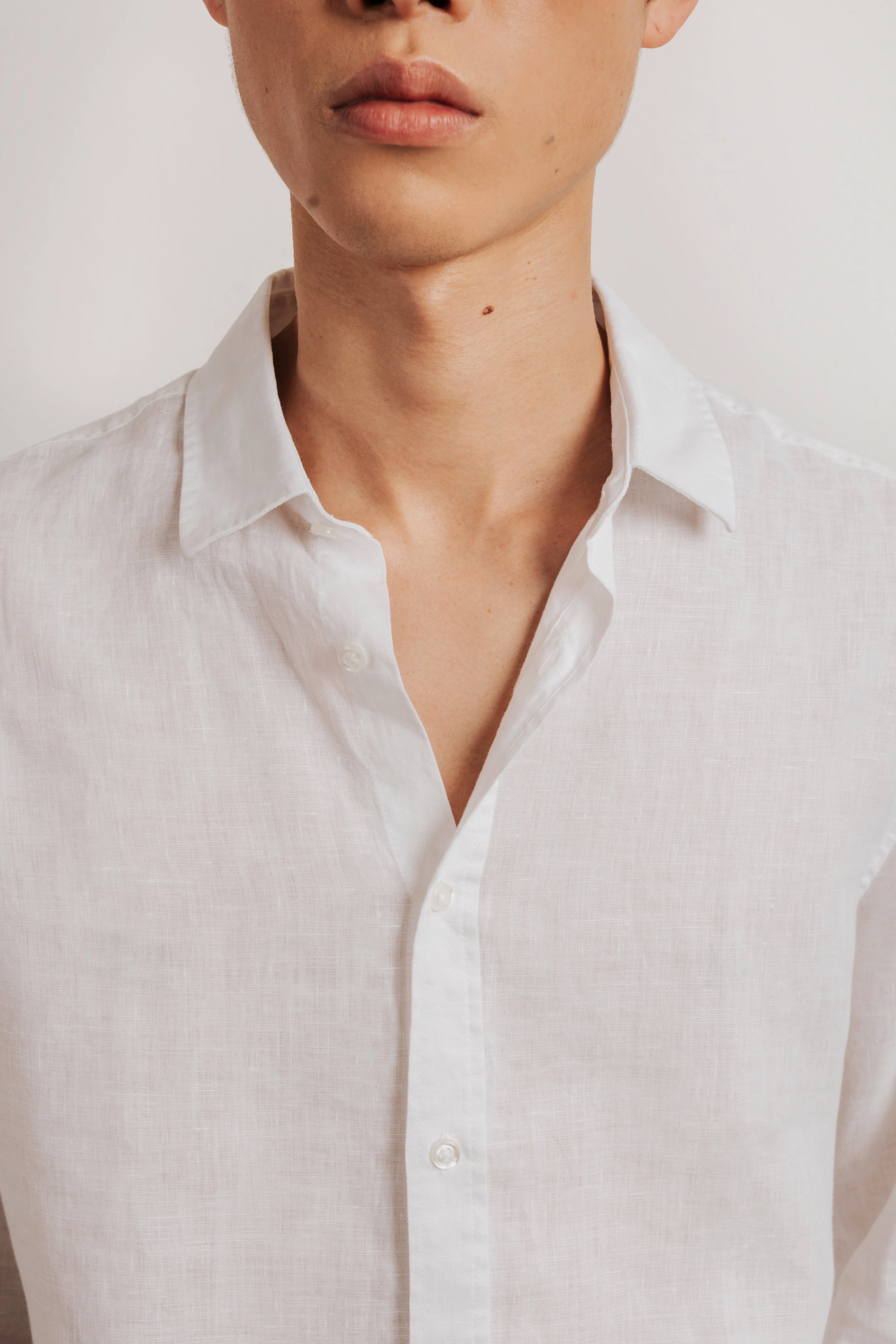 Camisa regular fit 100% lino - Image 2