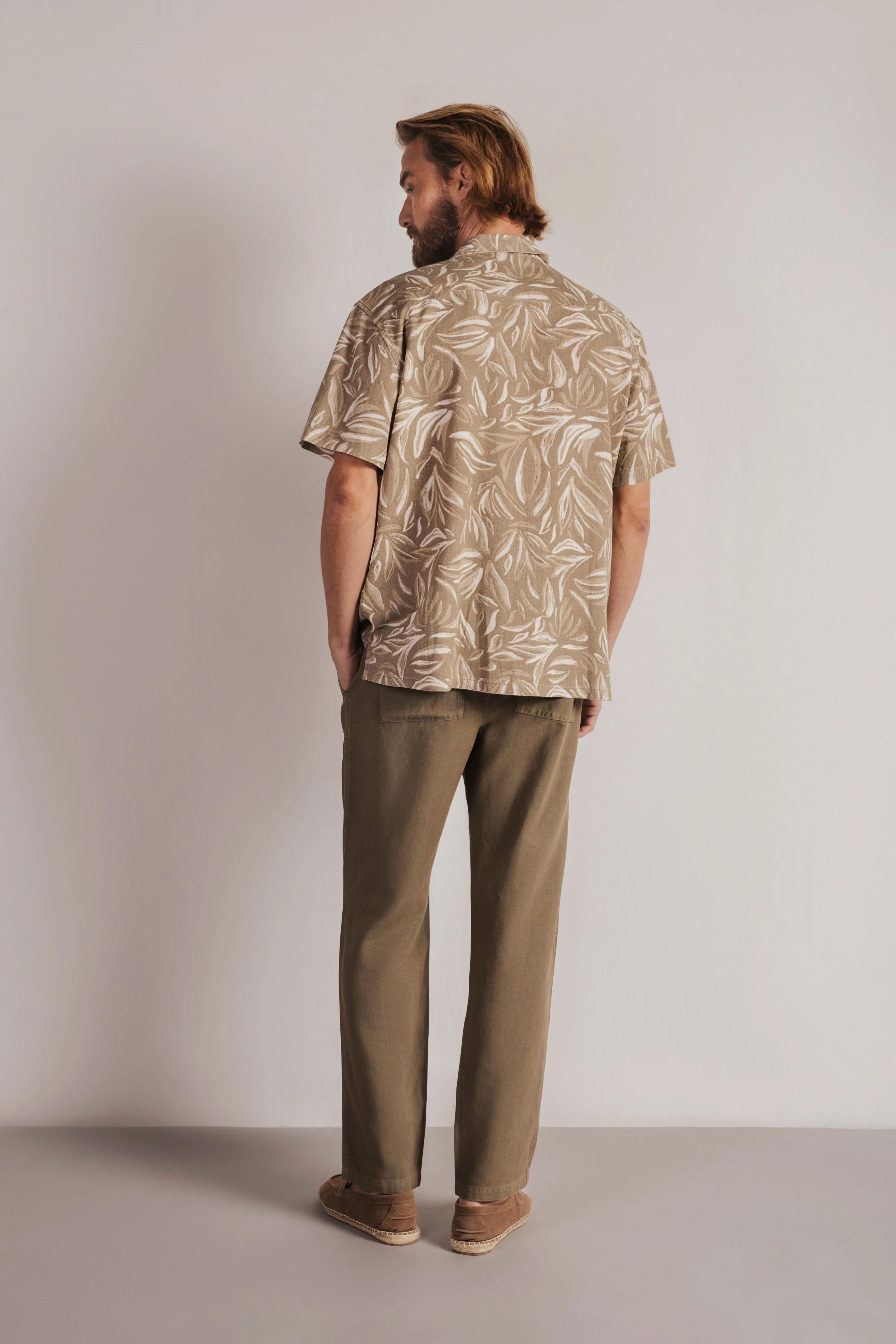 Camisa lino manga corta estampada - Image 4