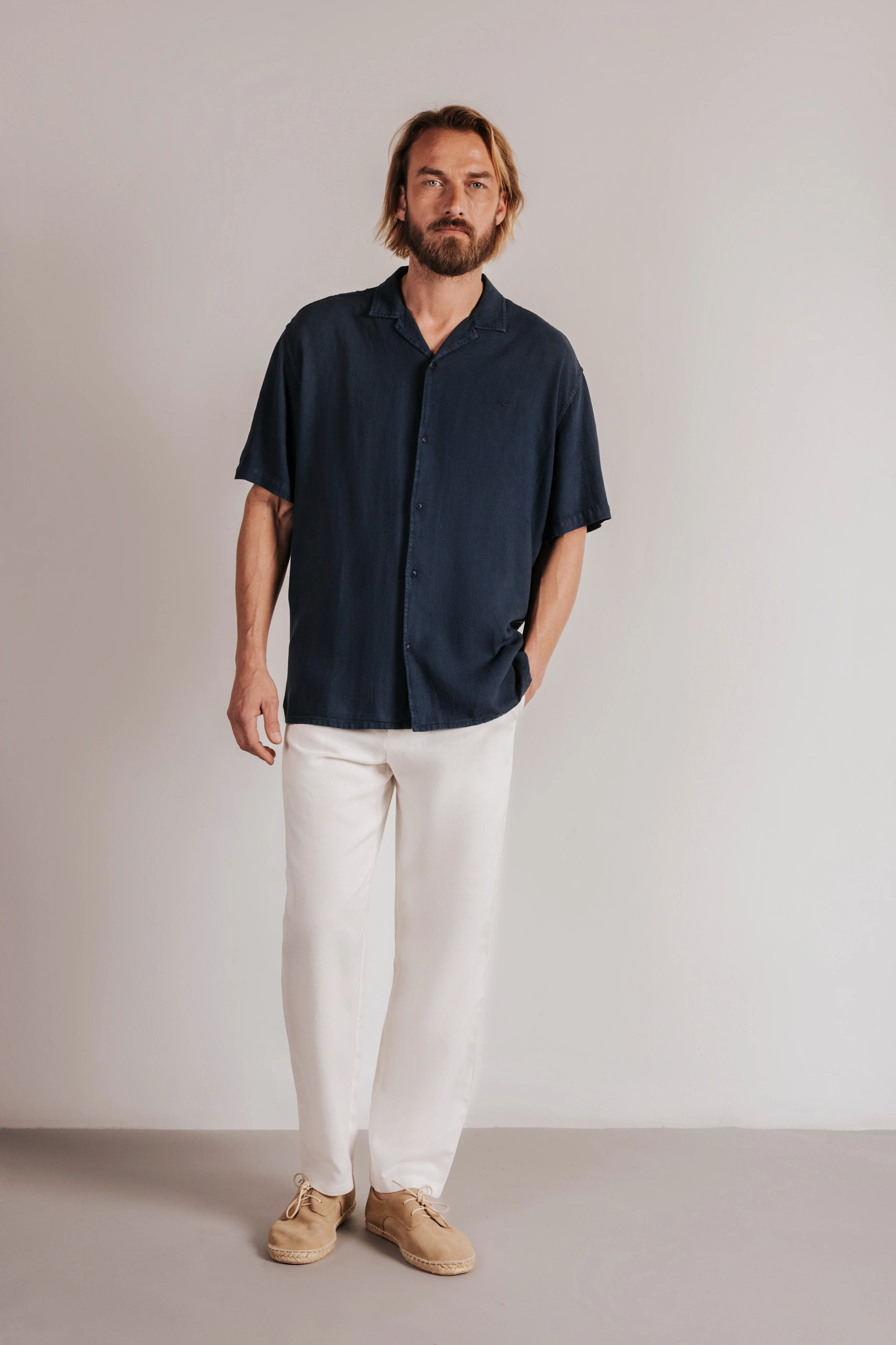 Camisa lino manga corta - Image 3