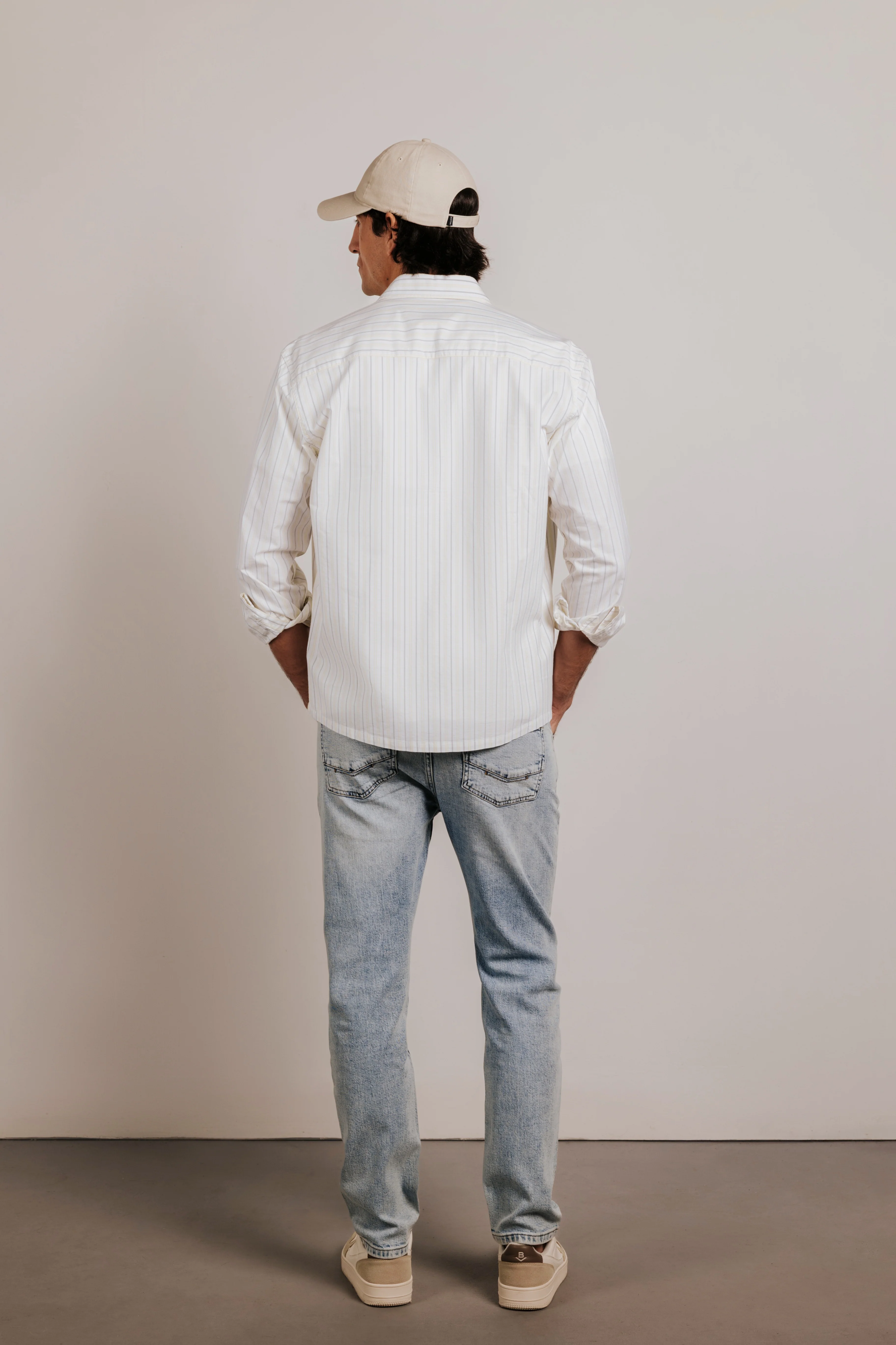 Camisa relaxed fit oxford rayas - Image 4