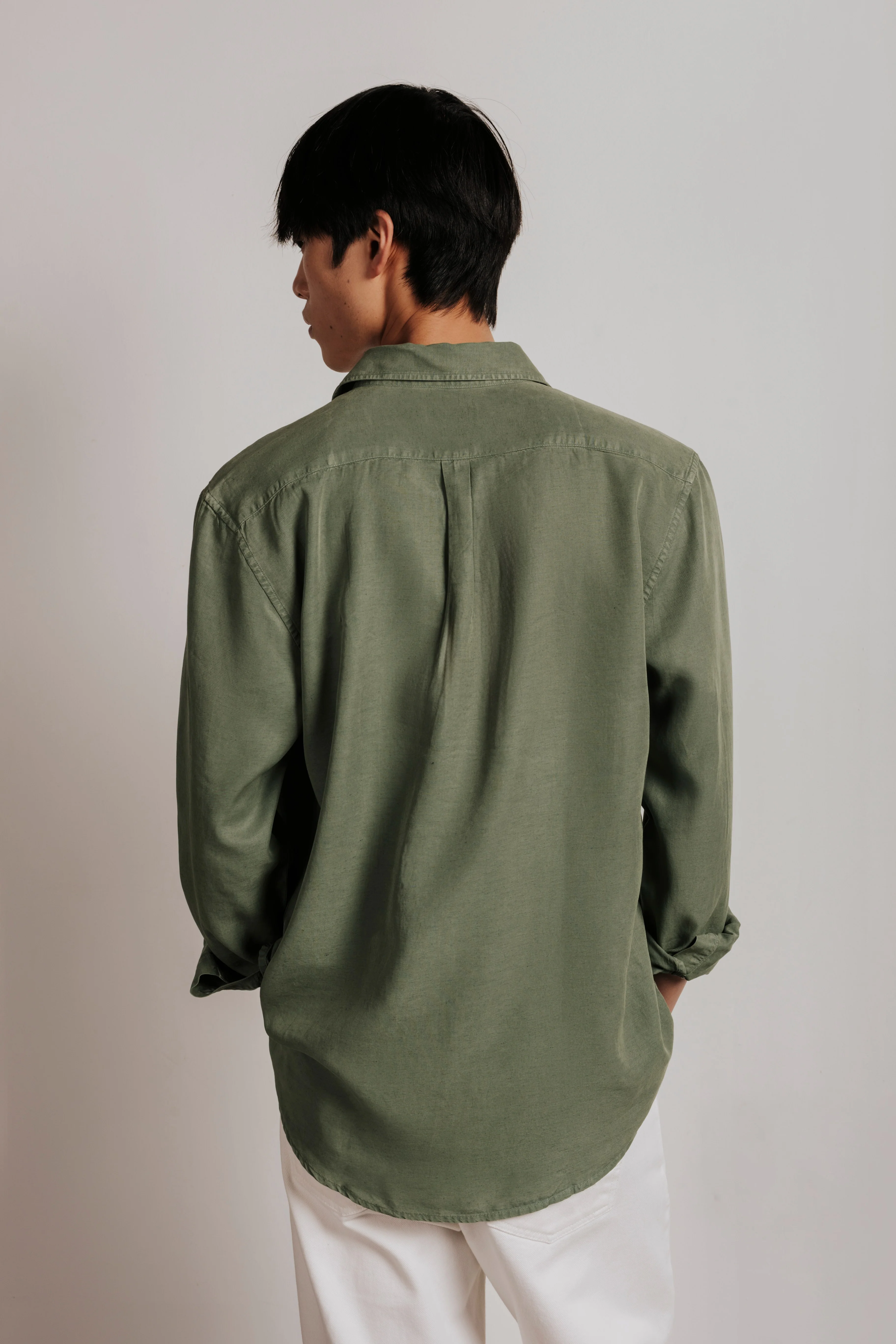 Camisa regular fit tencel polera - Image 4