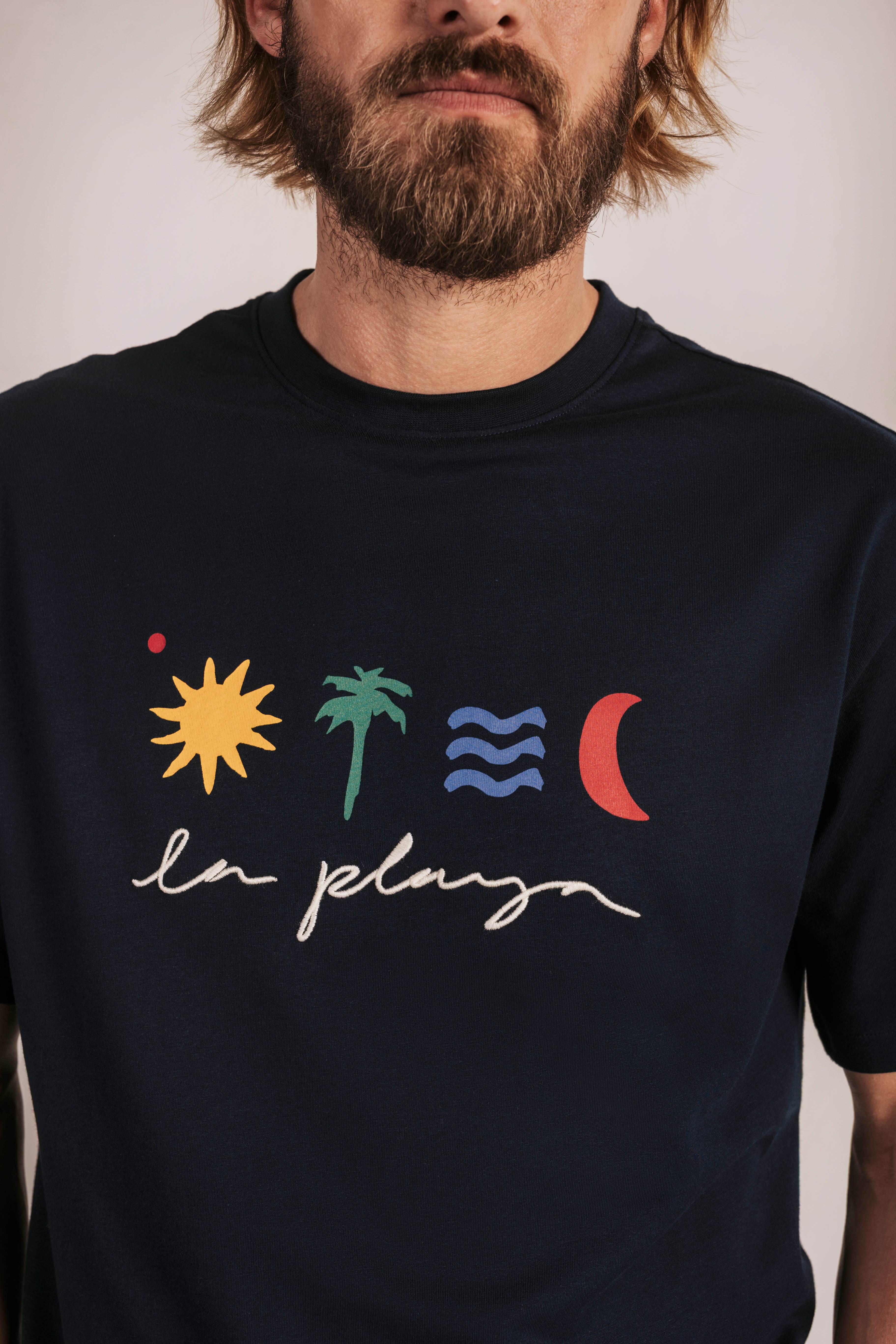 Camiseta confort iconos - Image 7