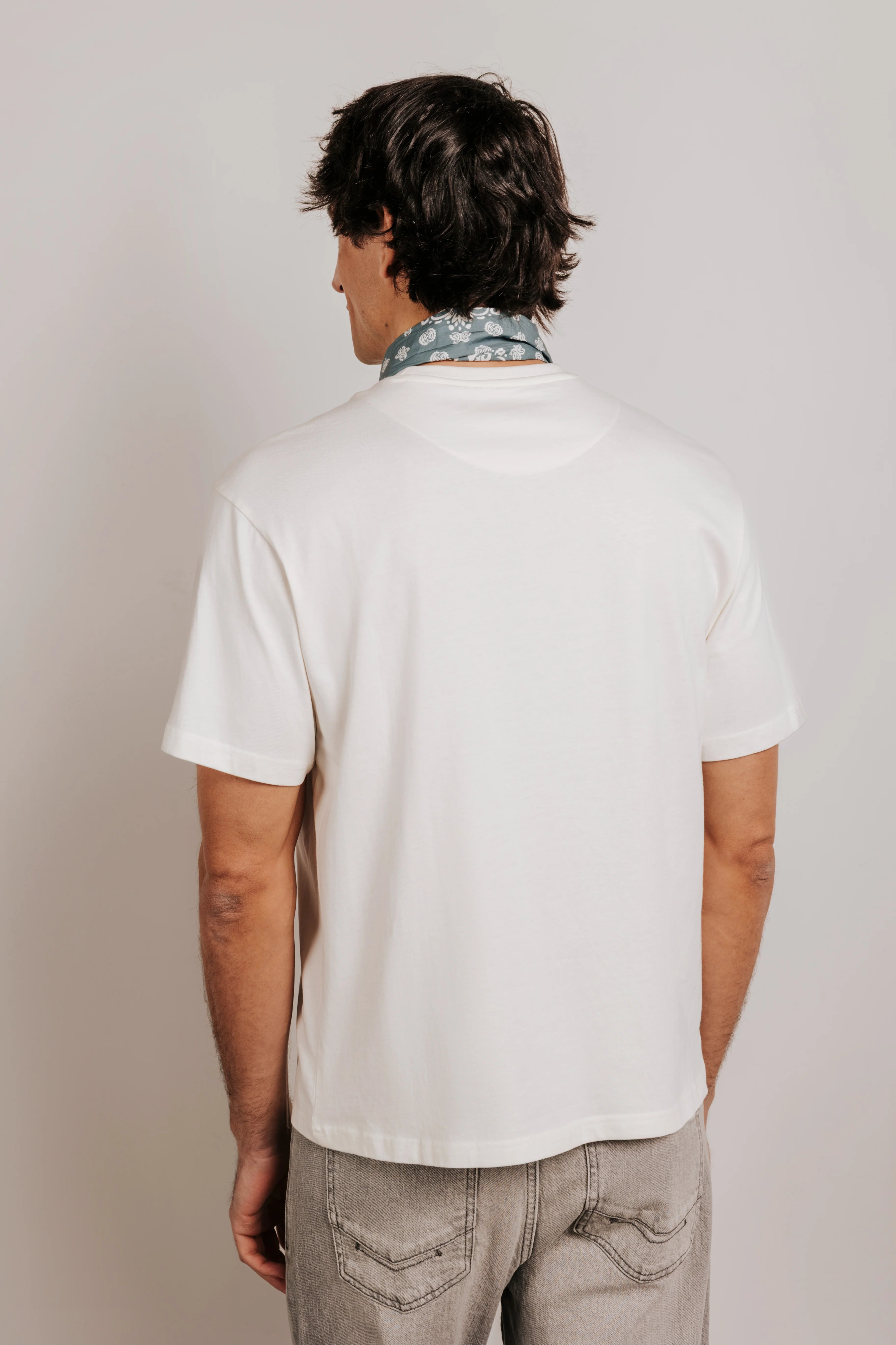 Camiseta confort "Market isn't boring" - Image 3