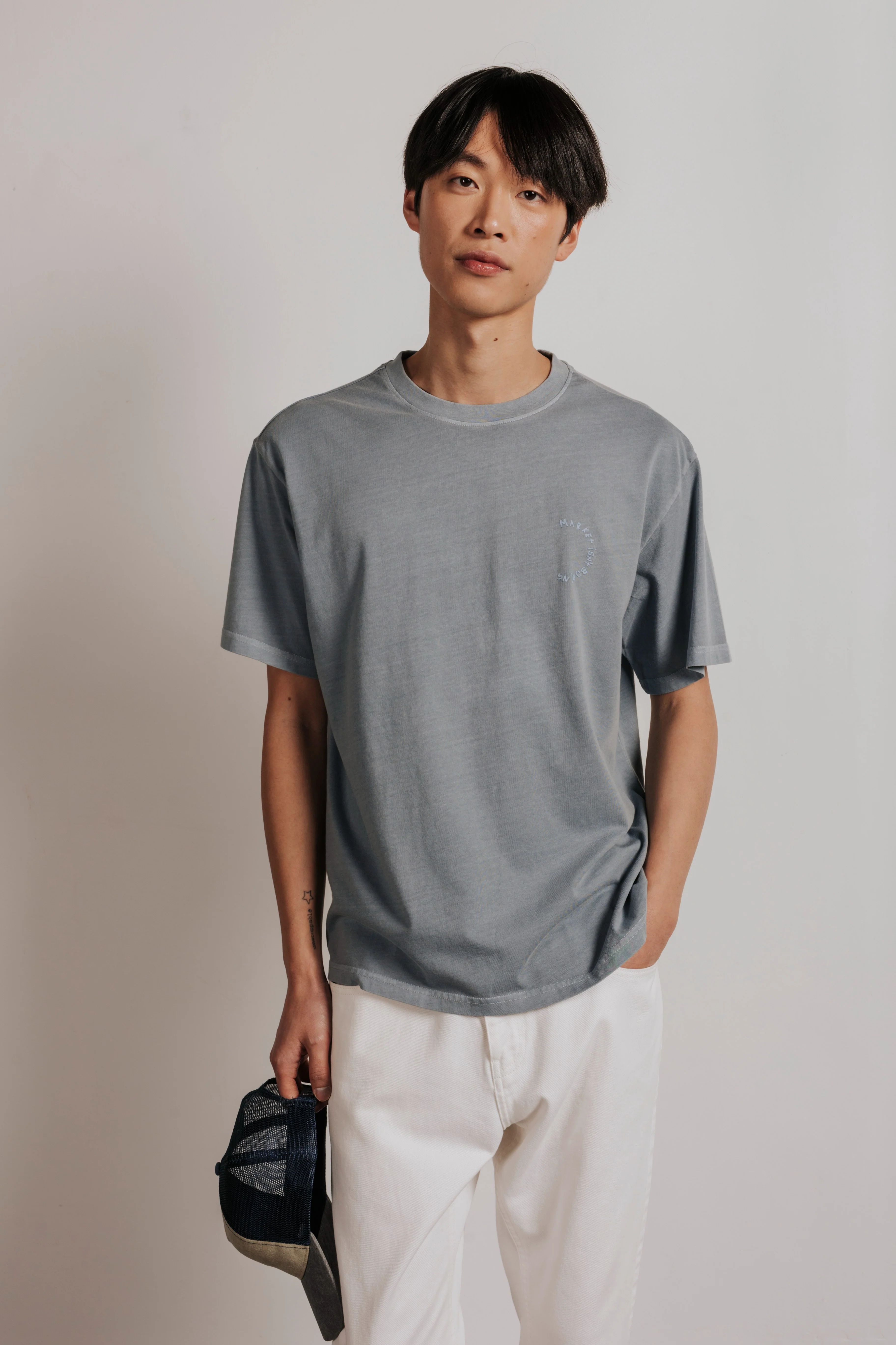 Camiseta confort market - Image 6