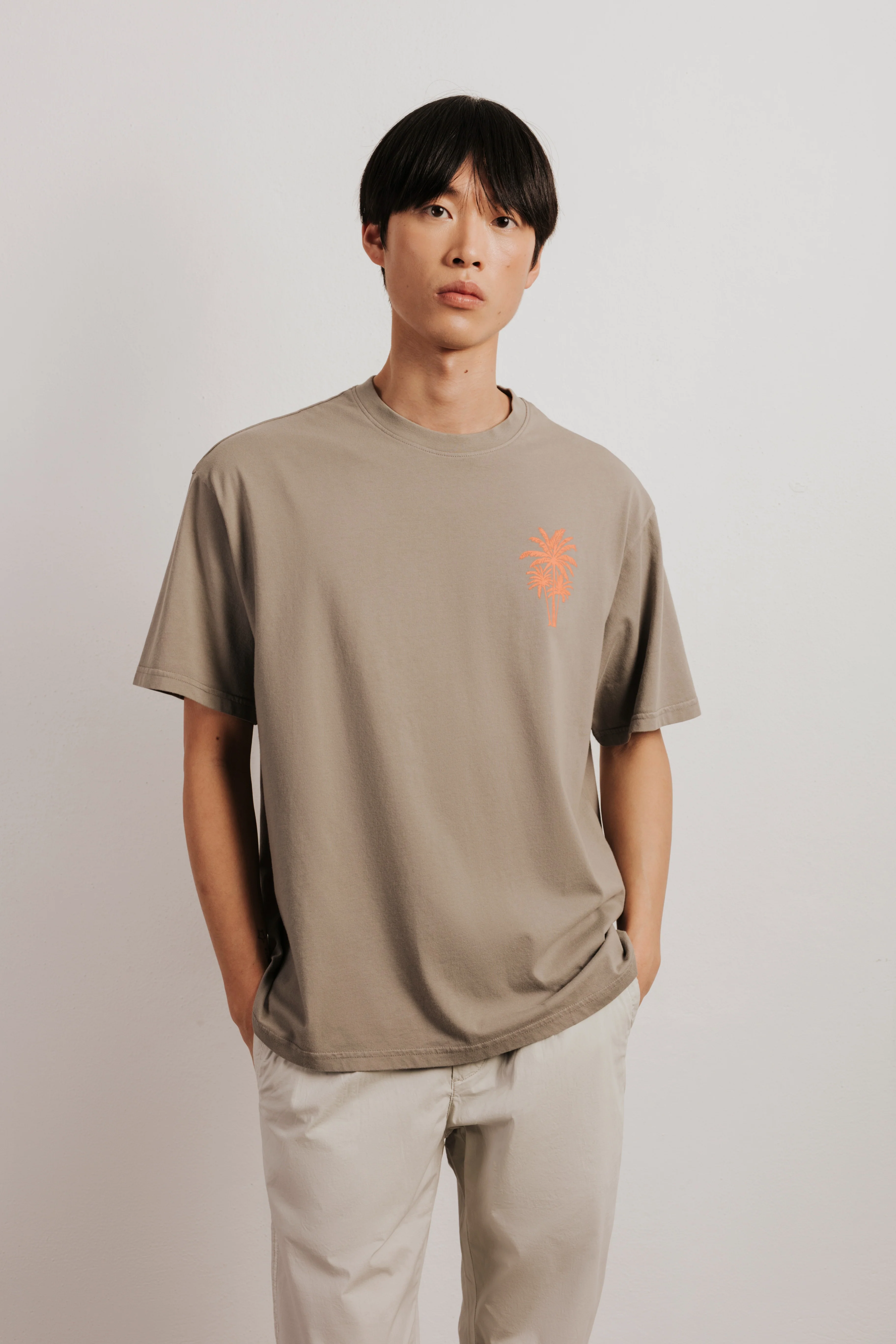 Camiseta oversize oasis - Image 2
