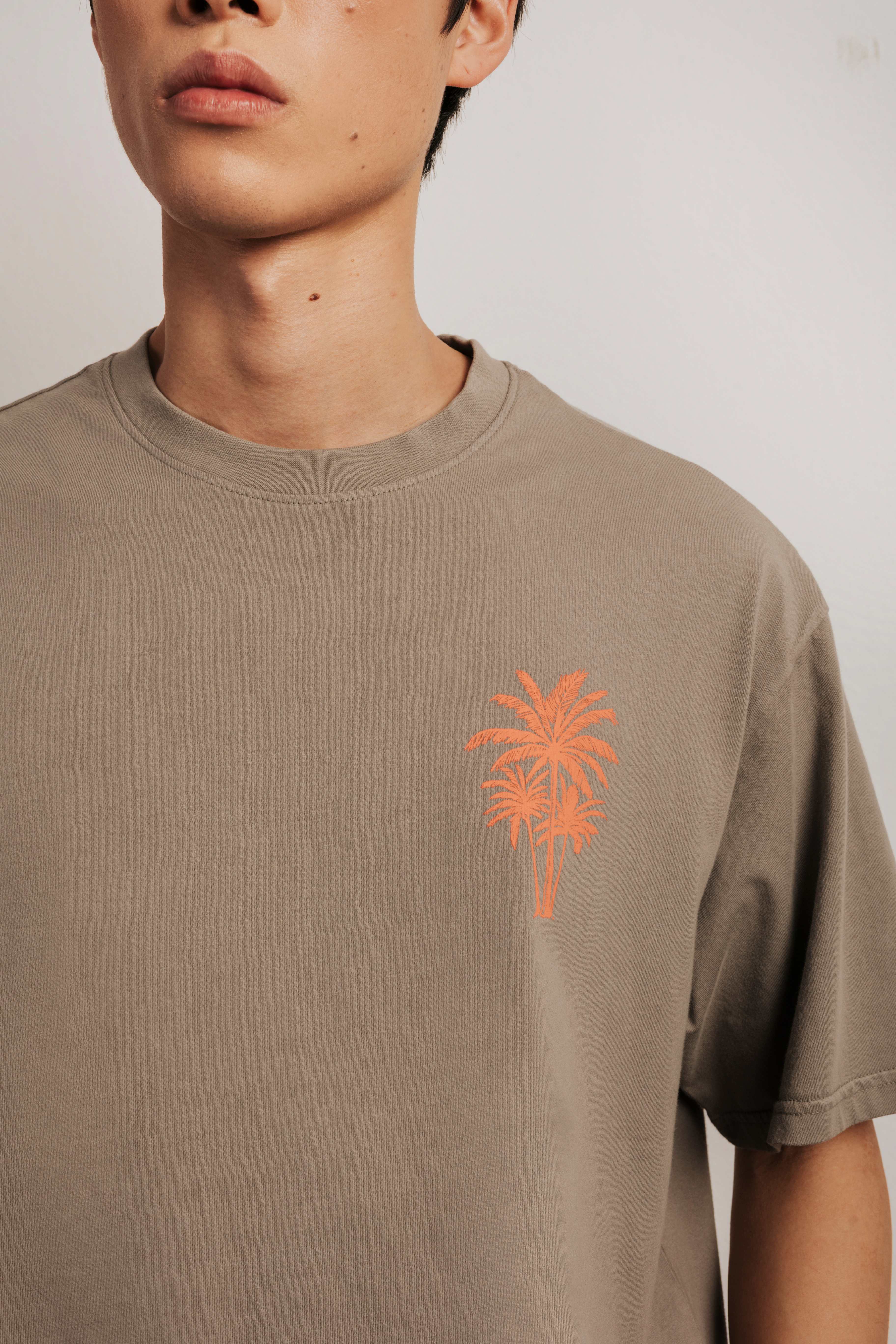 Camiseta oversize oasis - Image 3