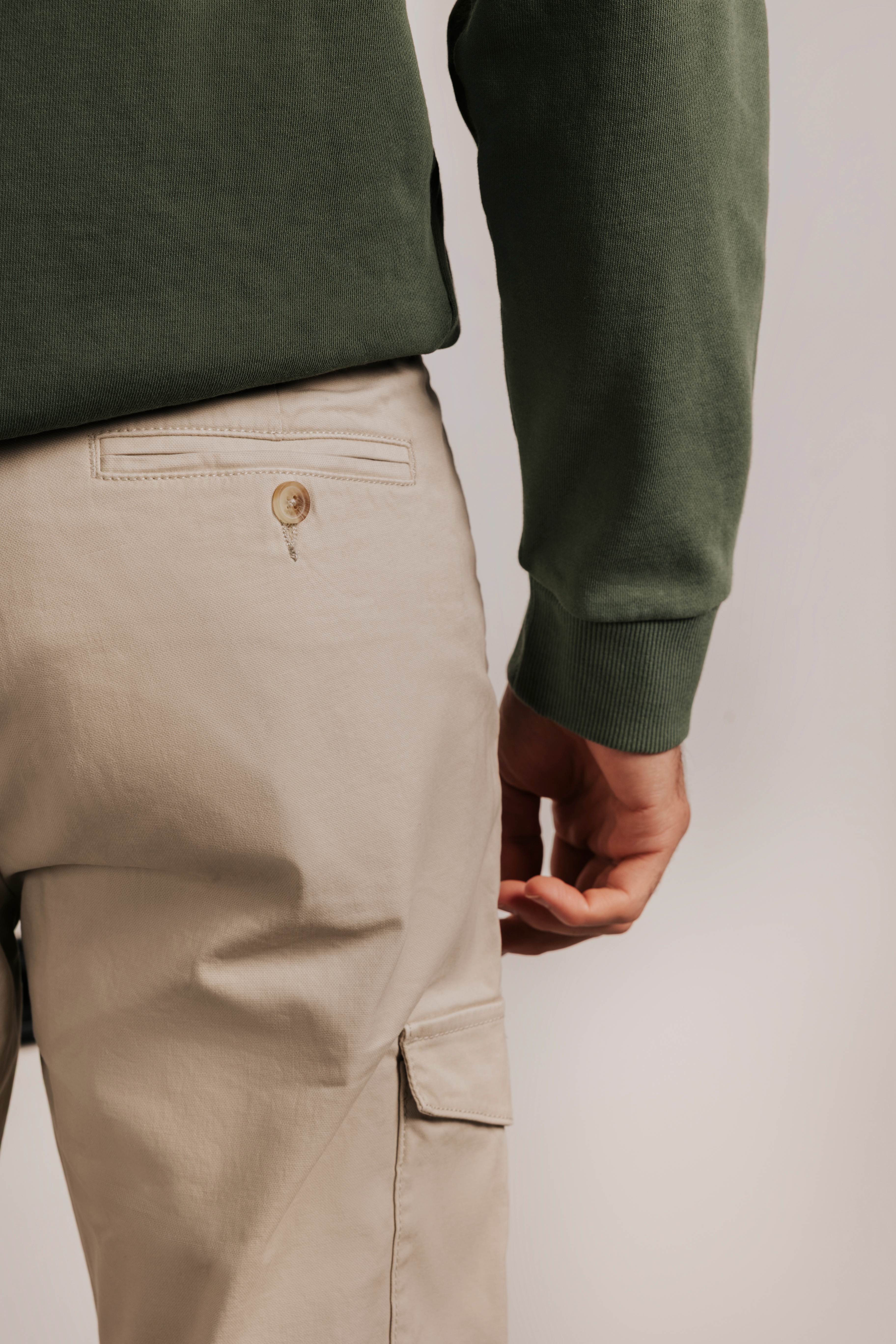 Pantalón chino cargo - Image 4