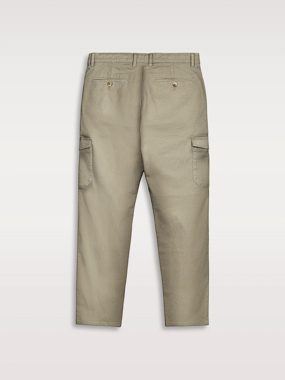 Pantalón chino cargo - Image 9