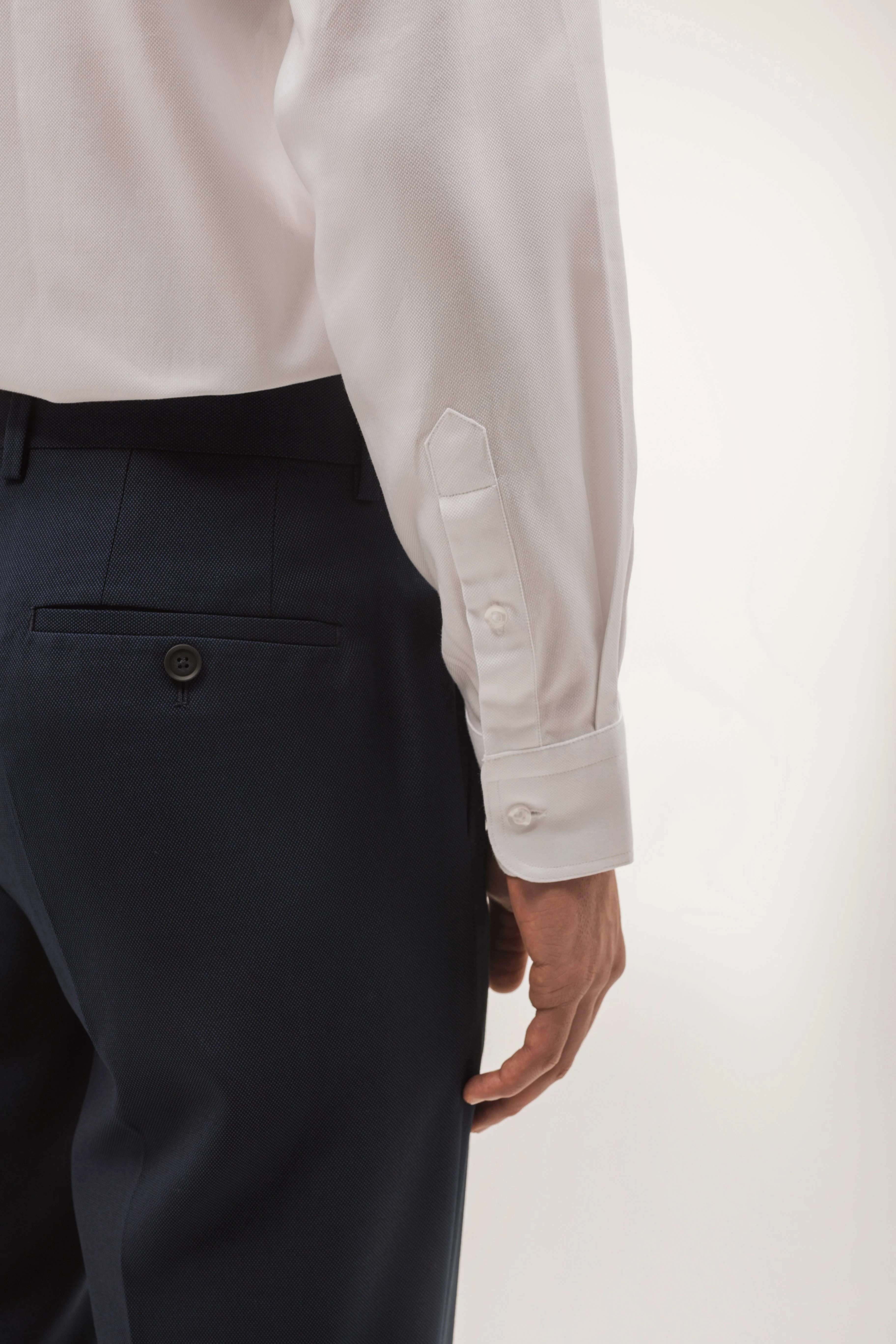 Pantalón traje slim fit falso liso - Image 3