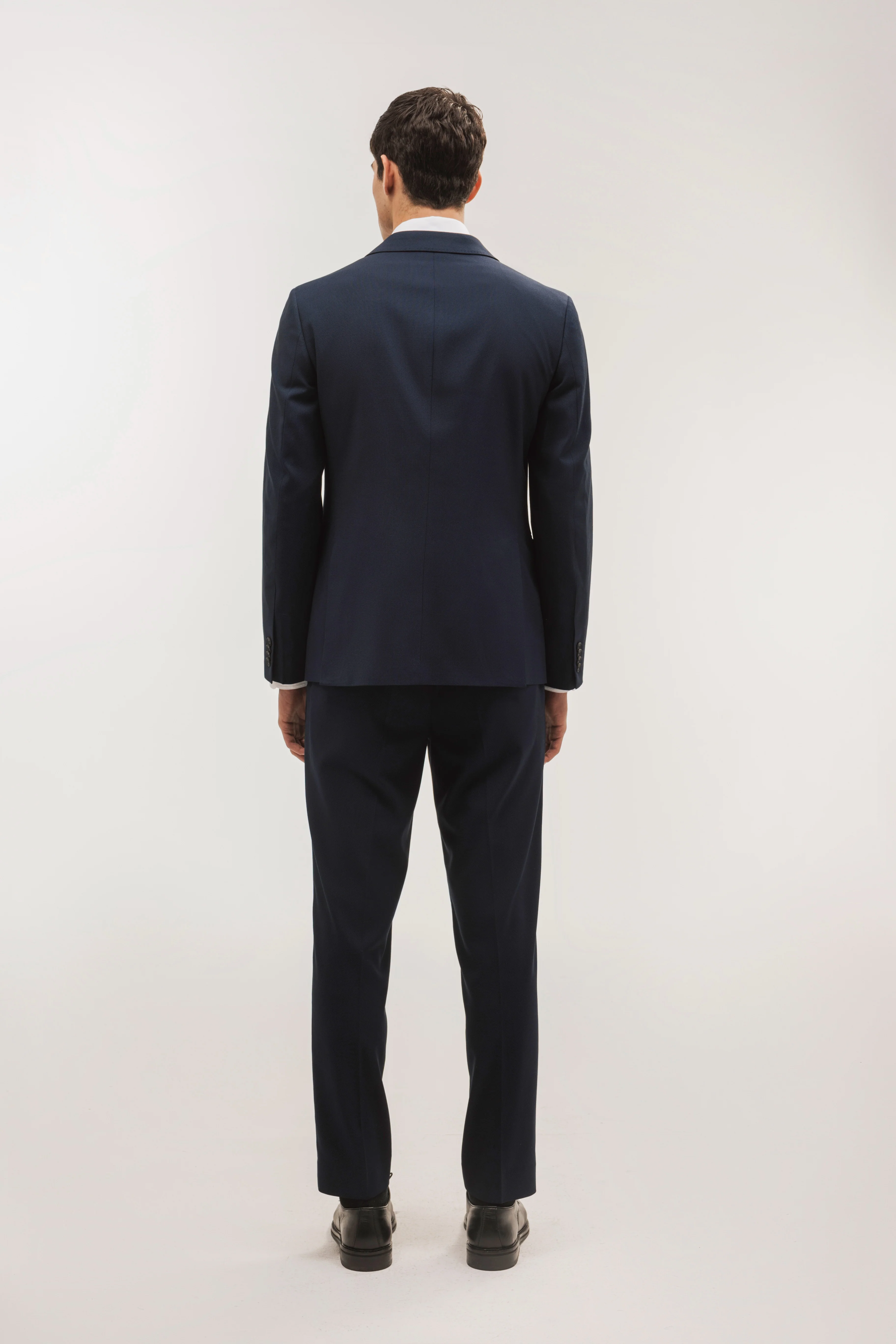 Pantalón traje slim fit falso liso - Image 5