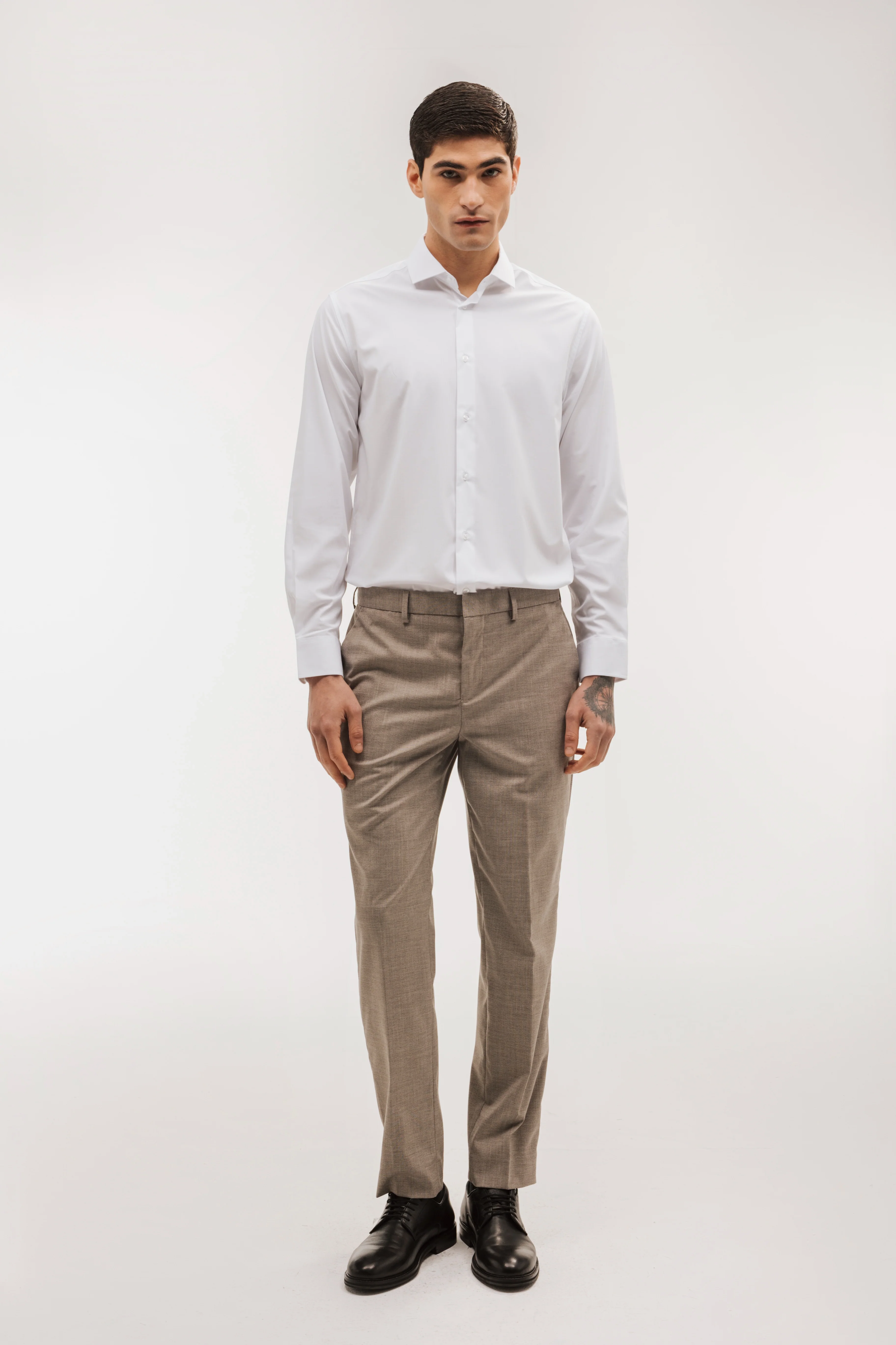 Pantalón traje slim fit falso liso - Image 4