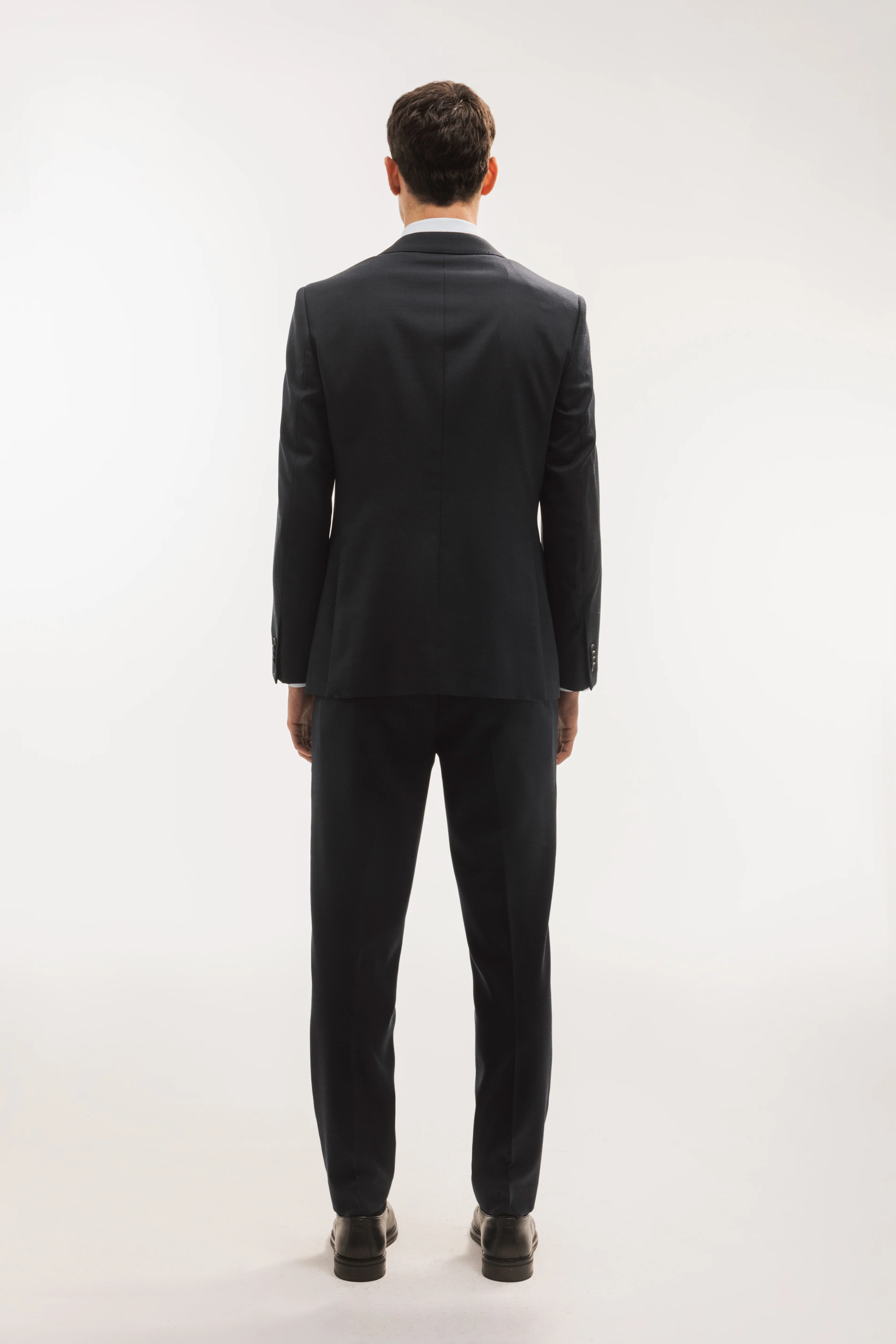 Pantalón traje lana slim fit falso liso - Image 9