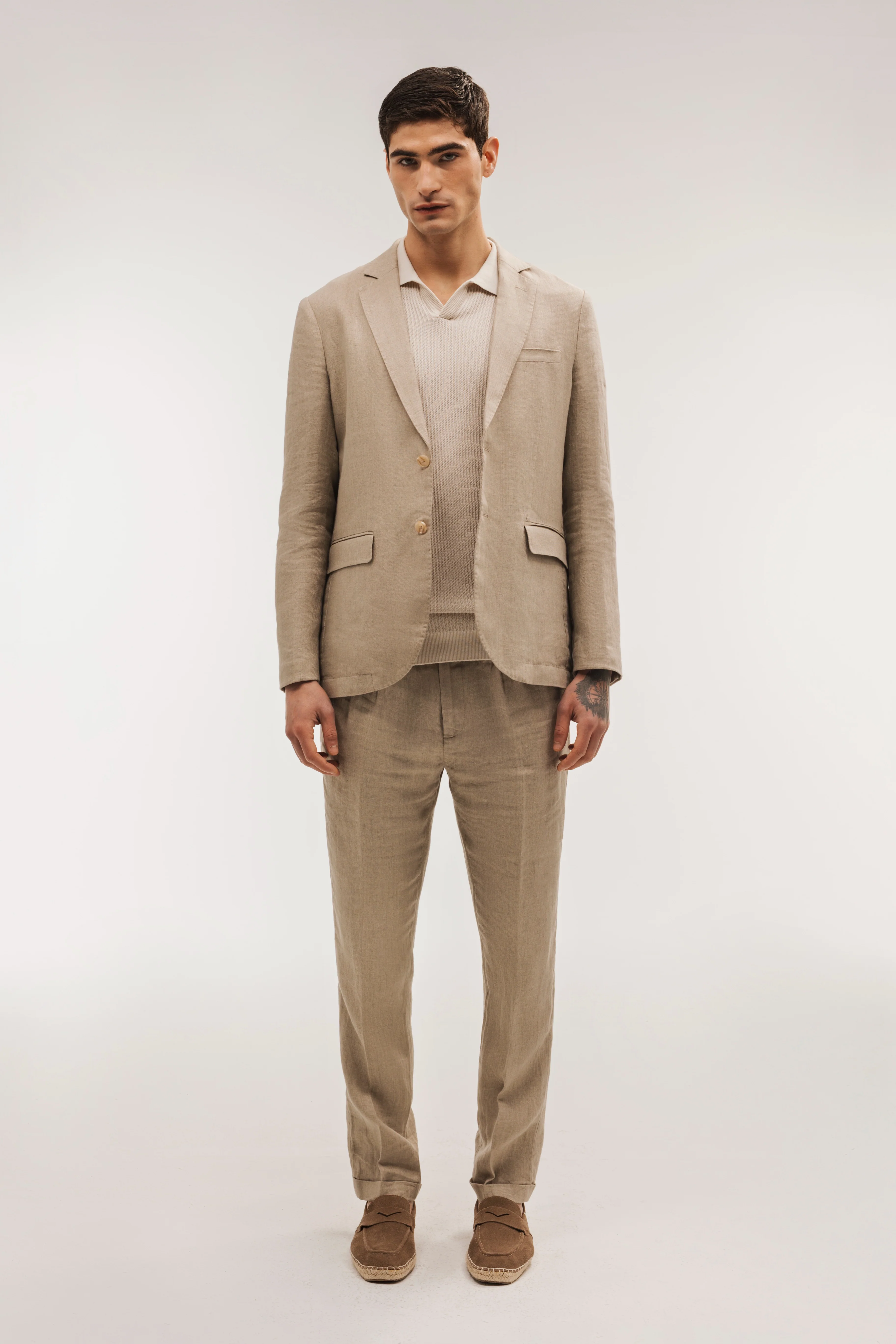 Pantalón traje 100% lino