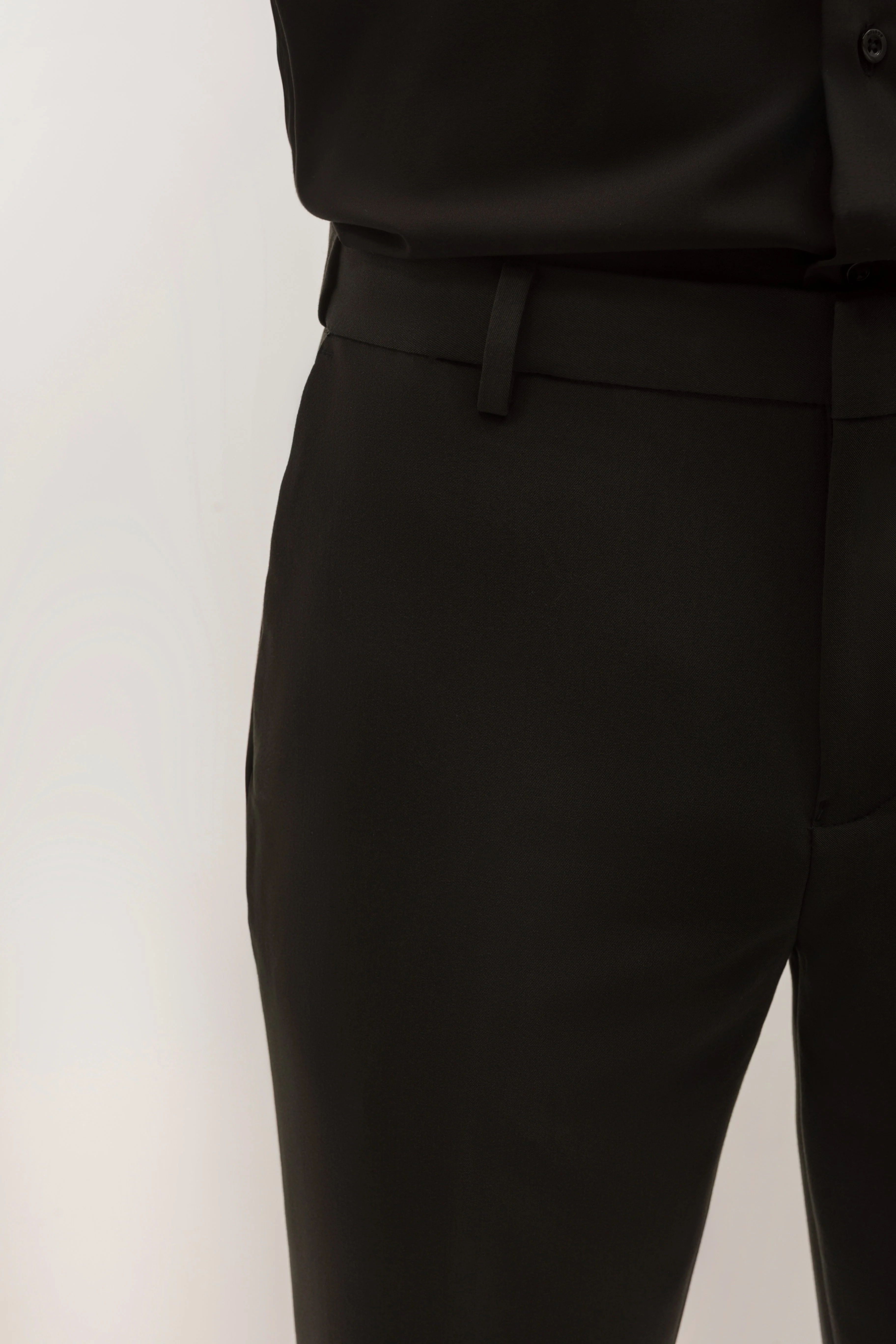 Pantalón traje slim fit liso - Image 3