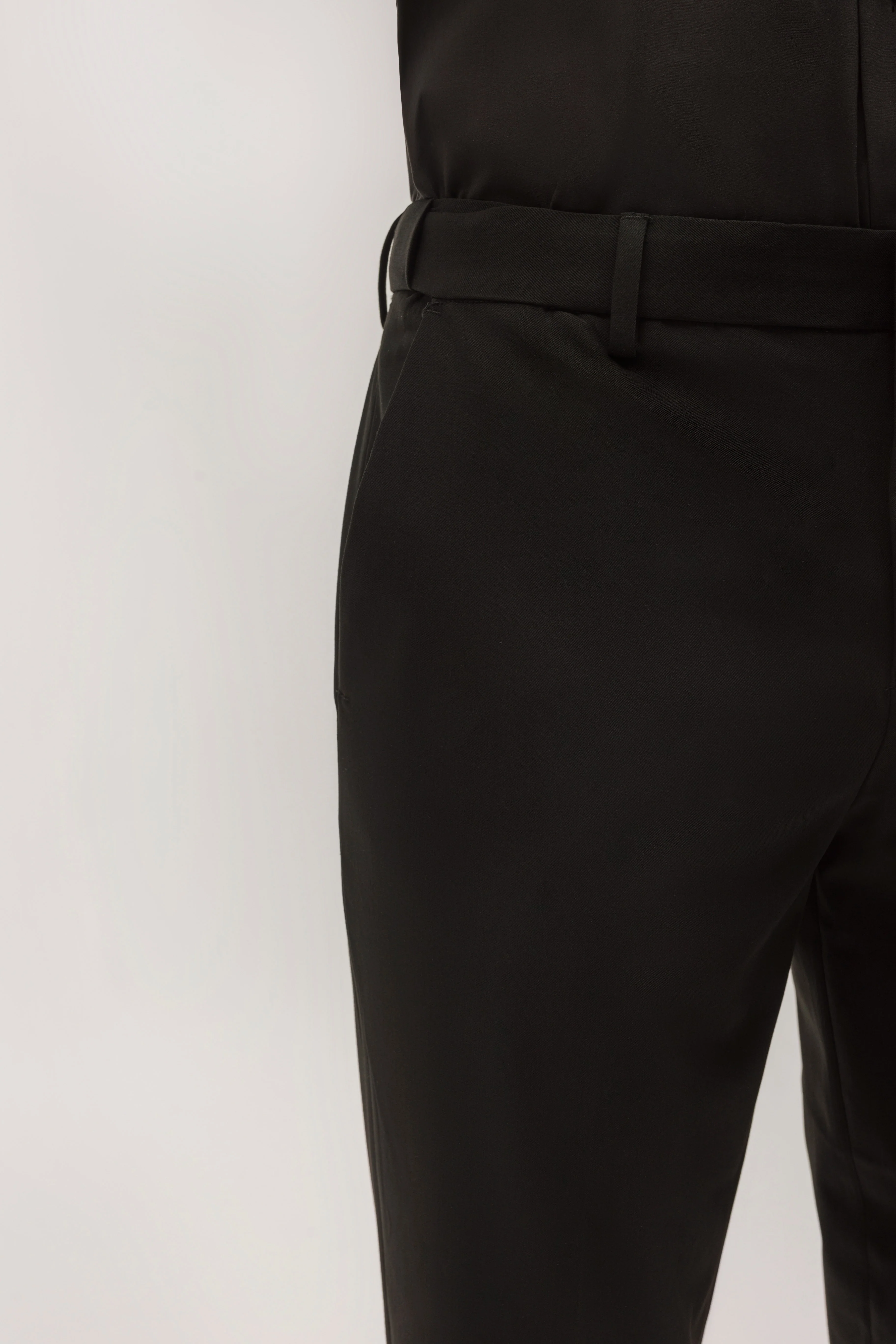 Pantalón traje slim fit liso - Image 3