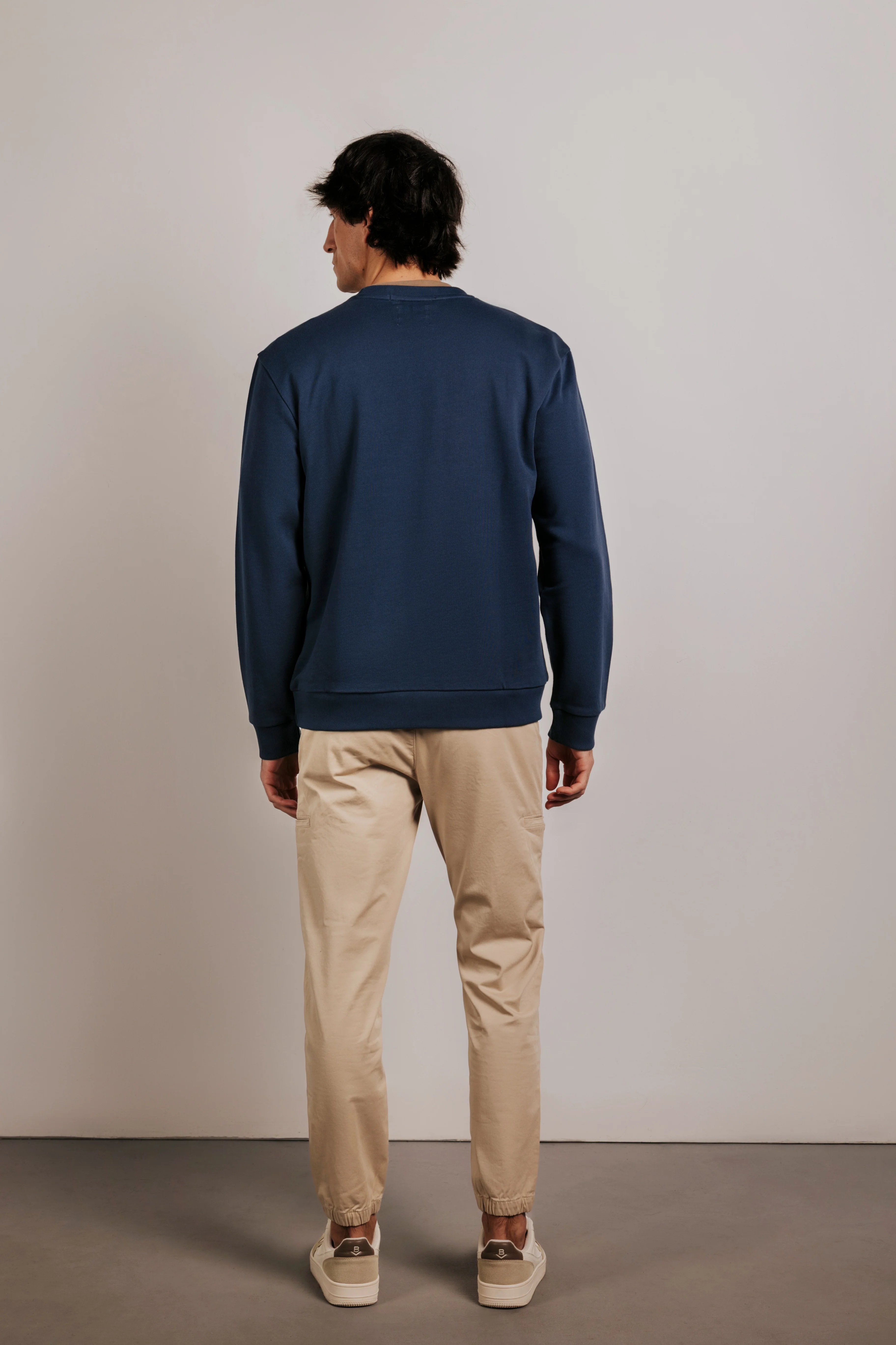 Sudadera confort bordado - Image 6